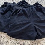 Under Armour  Women’s Athletic Shorts Heat Gear Loose‎ Fit 2 pairs Small Photo 4