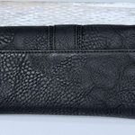 Black Vegan Leather Tri Photo 4