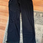 Under Armour Medium Black Pants Photo 0