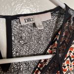 DR2 Sleeveless Blouse V Photo 7