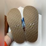 Vineyard Vines Watercolor Whale Blue Thong Flip Flops Sandals sz 5 Photo 3