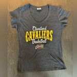 Nba Cleveland Cavaliers basketball tshirt Photo 0