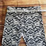 PINK - Victoria's Secret PINK Victoria Secret Women Black White Gray Brush Stroke Athletic Yoga Pants M Photo 4