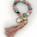 Beaded Keychain Wristlet/Bracelet‎ Pink Photo 0