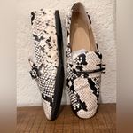 Enzo Angiolini  Women's
Snakeskin Loafers size 7 great condition Photo 5