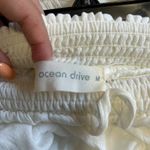 Ocean Drive White Shorts Photo 2