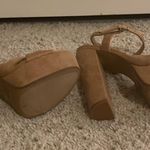 EXPRESS tan camel platform sandals size 7 Photo 4