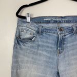 Old Navy  Woman's Sz 12 Light Wash Boyfriend Straight Distressed Raw Hem Jeans‎ Photo 4