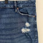 Old Navy  High Rise O.G. Straight Denim Shorts Medium Wash Size 28 Photo 1