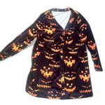 NWOT Womens Halloween Pumpkin Jack O Lantern Womens Button Up V Neck Button Down Black Size 2X Photo 0