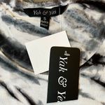 NWT Yak & Yeti Women’s Black White Tye Photo 7