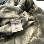 Como vintage  Black and Cream Tie-Dye Sweatshirt Photo 3