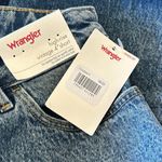 Wrangler NWT High Rise Vintage 4" Short Photo 6