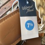 Universal Threads New with tags, universal thread 7 1/2 beige sandals. The name is Hilda sandals. Photo 6