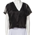 Alice + Olivia  Short Sleeve V Neck Crop Top Size XS Black Photo 5