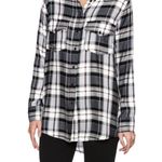 Cupcakes and Cashmere  Cruz high low flannel top Medium Photo 2
