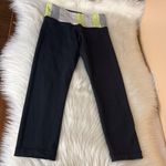 Lululemon Wunder Under Crop *Reversible Size 2 Photo 1