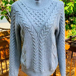 Abercrombie & Fitch Nice crewneck sweater LIKE NEW💙 Photo 0