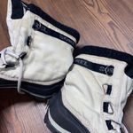 Sorel  Snow Winter Boots SIZE 6 Photo 7