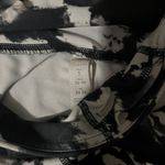 Balance Collection biker shorts Photo 2