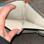 Spartina 449 leather wallet with natural linen lining. Photo 3