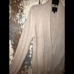 Intermix  Women's sweater, size medium, Cashmere Wool Photo 3