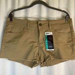 No Bo Juniors (women’s) Beige Khaki Shorts NEW size 15 Photo 0