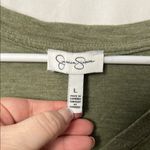 Jessica Simpson Women's Boxy Cuffed Sleeve Green V-Neck Top Size Large Photo 3