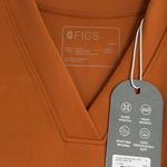 FIGS Mira FORMx V-Neck Scrub Top in Alder, Size Large Photo 9