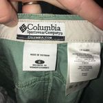 Columbia safe green size 6 athletic classic shorts Photo 1