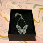 Super cute sparkly butterfly necklace Silver Photo 1