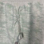 AYBL New  Camo seamless leggings Green size small Photo 5