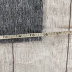 Lululemon women 2 textured Capri leggings grey & black Photo 5