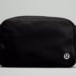 Lululemon Everywhere Belt Bag Black Photo 0