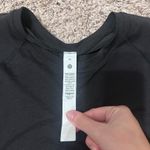Lululemon cropped  swiftly size 12 Photo 1