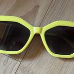 Quay Australia Quay VINYL SUNGLASSES Photo 0