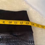 Nike Leggings Womens Small Gray Graphic Print Yoga Tights Gym Activewear Photo 5