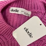 Elodie  Women's Size Medium Cropped Crewneck Pullover Sweater Bright‎ Orchid NWT Photo 4