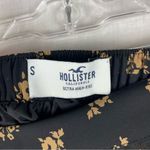 Hollister  Ultra High Rise Ruffle Hem Mini Skirt S Photo 3