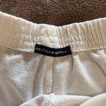 Brandy Melville  White Pull On Sweat Shorts Comfy Casual Pockets One Size EUC Photo 3