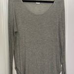Tresics  Heather Gray Long Sleeve Tee Photo 0