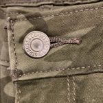 Levi's Levi Strauss Camo Army Green 711 Skinny Jeans Size 32 EUC #4773 Photo 5