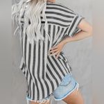 Boutique Striped Grey Striped Women's Button Up Short Cuffed Sleeve Top Shirt New Photo 2
