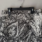 Loft sz 4 black white abstract mini skirt Photo 1