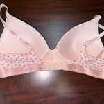 Victoria's Secret Victoria’s Secret Floral Print T-Shirt Lightly Lined Wireless Bra Size 36B Photo 1