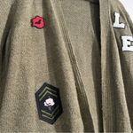 Libby Edelman Olive Green Cardigan Large Varsity Patches Heart Lips Cozy Knit Photo 3