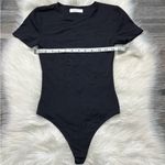 Babaton Aritzia  Contour Crew Shortsleeved Bodysuit Photo 5