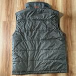 Cabela's  Gray Quilted Vest Photo 4