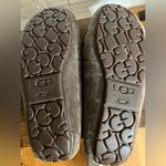 UGG  Dakota Suede Leather Sheepskin Lining Rubber Sole Moccasin sz 8 Photo 7