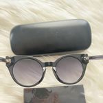 Alexander McQueen Sunglasses Photo 3